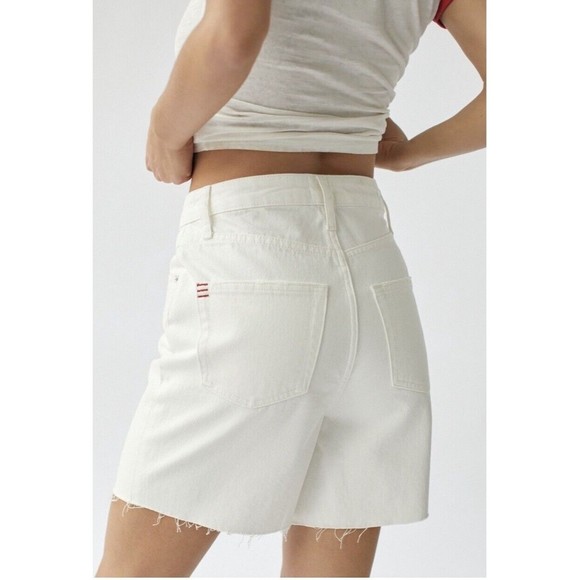 Urban Outfitters BDG 26 90s Denim Shorts Cream High Rise Cotton Distressed NWT - Picture 2 of 11